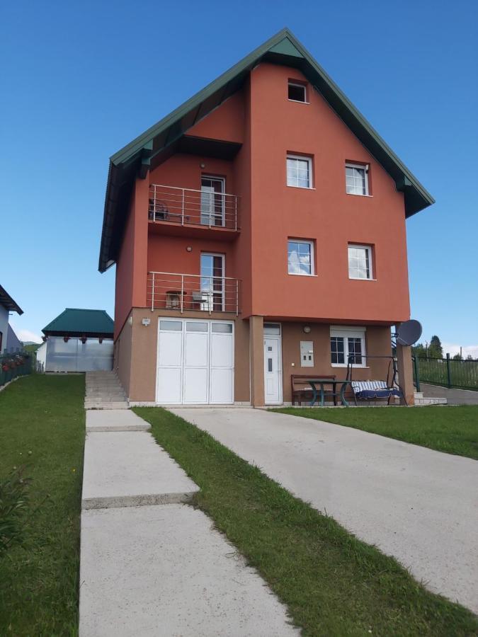 千禧公寓 Žabljak 外观 照片