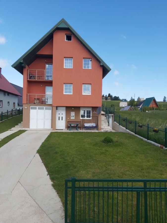 千禧公寓 Žabljak 外观 照片