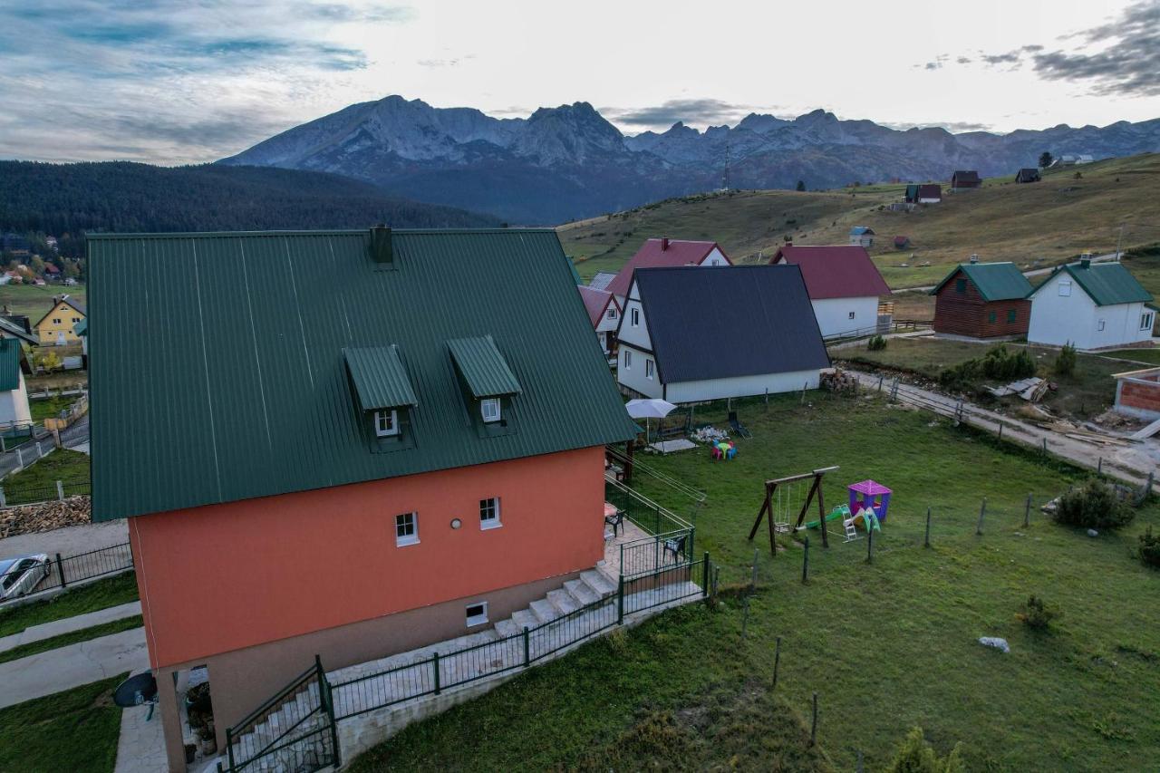 千禧公寓 Žabljak 外观 照片